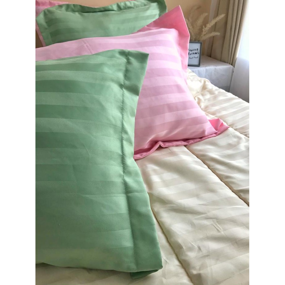 SARUNG BANTAL JUMBO 58X86 BAHAN MICRO TENSEL