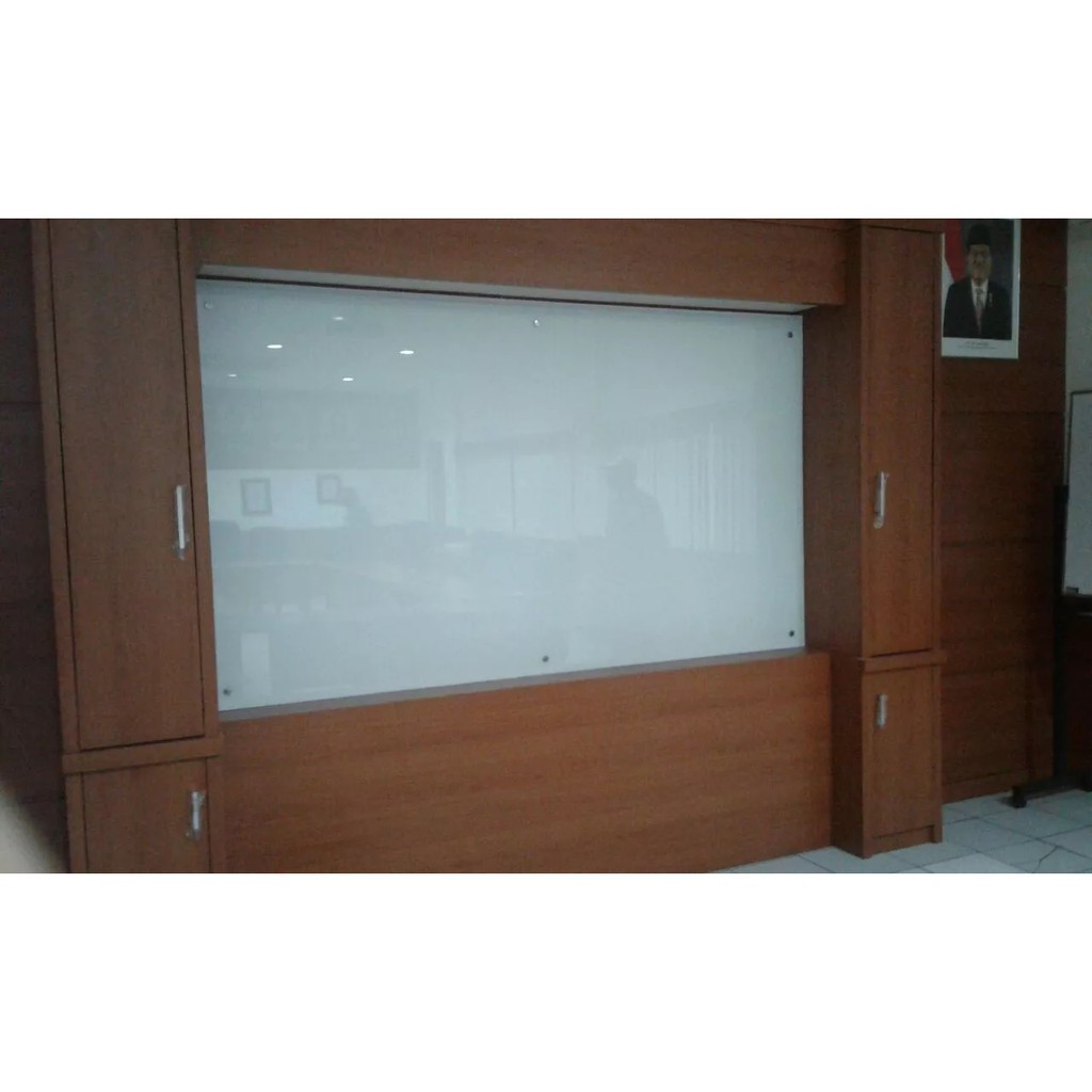 

Papan Tulis Kaca - Glassboard 5mm Custom x 60 80 90 100 120 150 180 200 240 - Glass Board White -