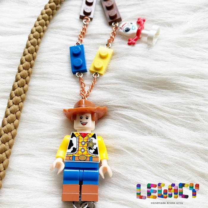 

Ready- Lanyard Lego Original Woody