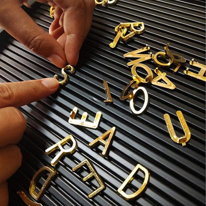 

ID GROSIR MURAH 2 CM - HURUF TAMBAHAN UNTUK LETTER BOARD / PAPAN NAMA BAYI / MENU CAFE / PROPERTI