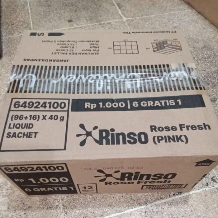 Rinso molto Cair dus isi 144 sachet x 38ml/ Rinso molto cair dus 38ml