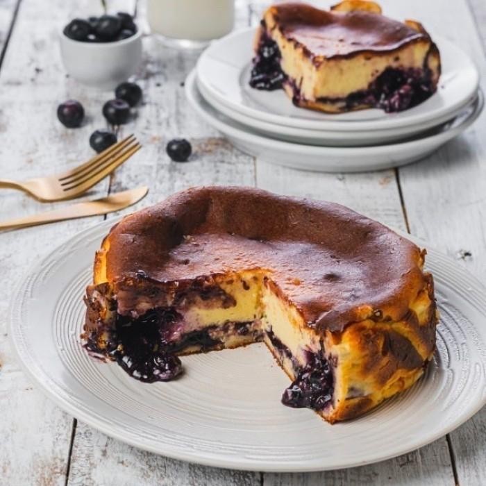 

BeliSkrg,KirimHariini- BASQUE BURNT CHEESE CAKE BLUEBERRY 15cm kue ulang tahun dan hari raya