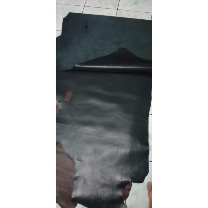 

Peno_Hay Kulit Sapi Asli Lembaran Pull Up 5 feet tebal 1,5mm warna coklat tua, tan, hitam