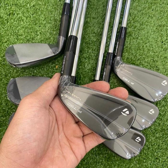 GOLF STICK TAYLORMADE P790 BLACK LIMITED BARU