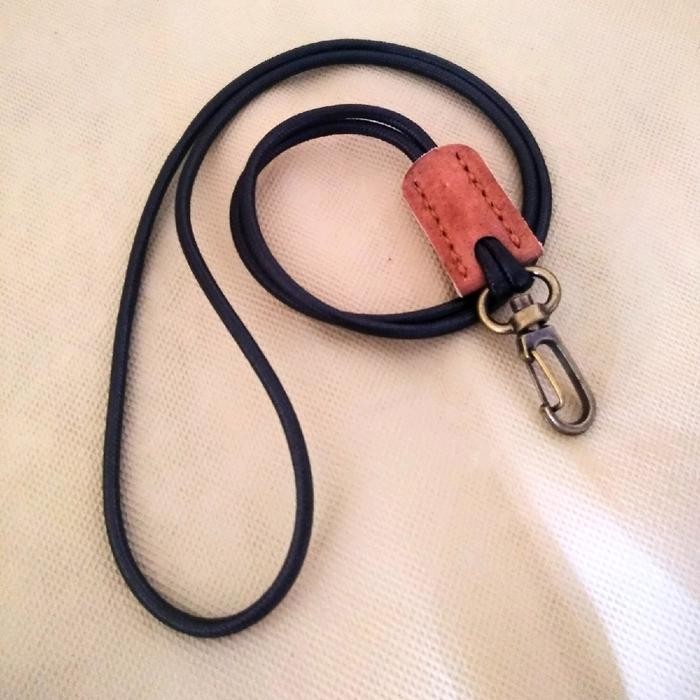 

Tali Lanyard Kulit / kukrelo