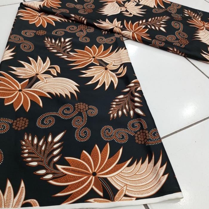 Trenatik- Kain Batik Sutra Halus Harga Meteran Cocok Untuk Kemeja Rok Kerja