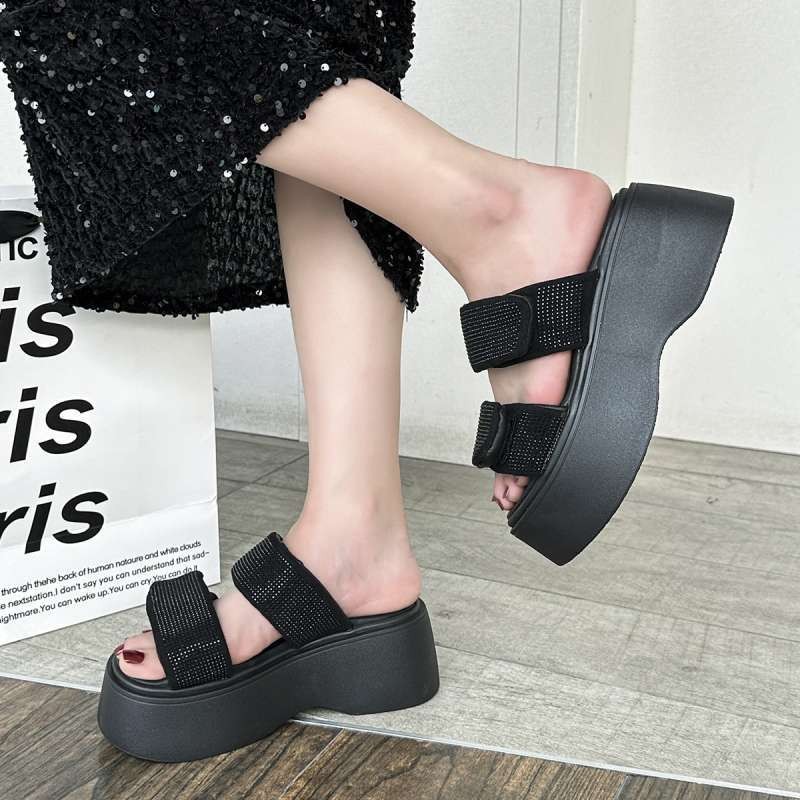 LURAD Sandal Wanita Polos Hak Tinggi Alas Hitam Tebal Sandal Cewek Velkro Ringan Dipakai Terkini