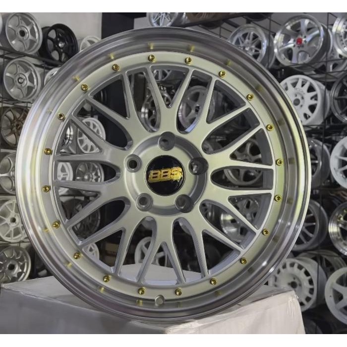 velg racing BBS LM R17 velg mobil ring 17 hrv crv innova rush terios