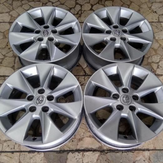 Velg Mobil Bekas Original Toyota Alphard Ring 17 Pcd 5x114,3