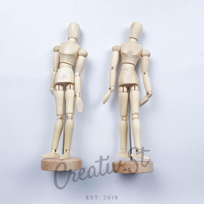 

Manekin Kayu Gambar 14 cm 20 cm