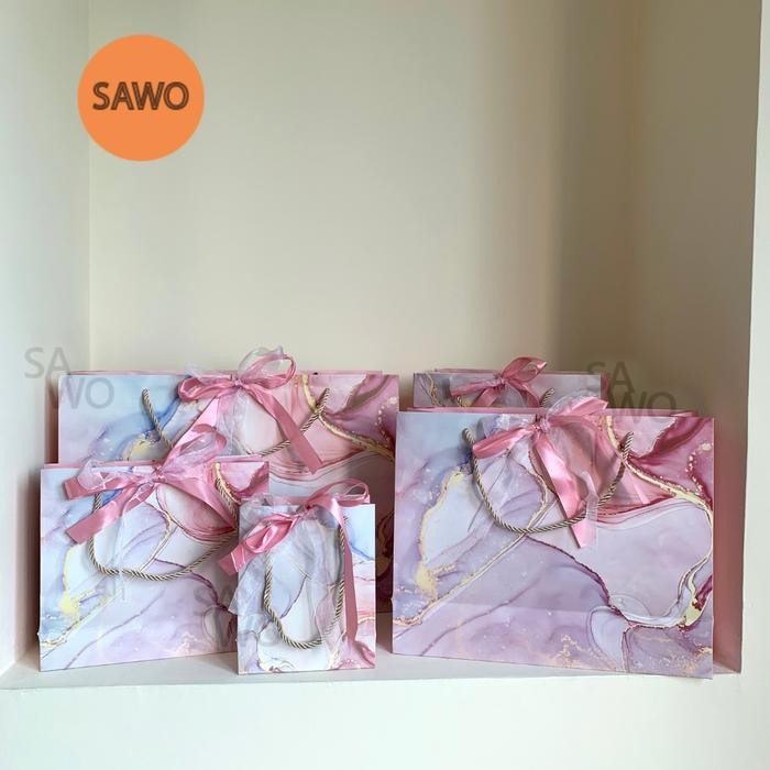 

Pesta- Pink Water Paper Bag With Double Ribbon Pita Kado Kantong Hadiah