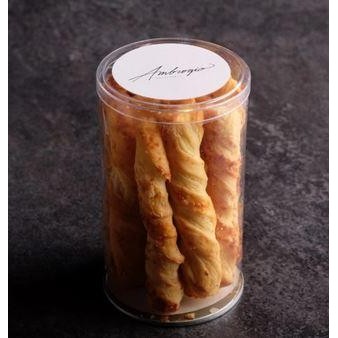 

CHEESE TWIST AMBROGIO PATISSERIE BANDUNG VIENNOISERIES CROISSANT CROFF