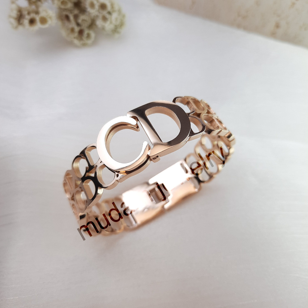 Makmur_55 Gelang Bangle Cd Dan Cc Hollow Tampil Mewah Tersedia Warna Rose Gold, Gold Dan Silver
