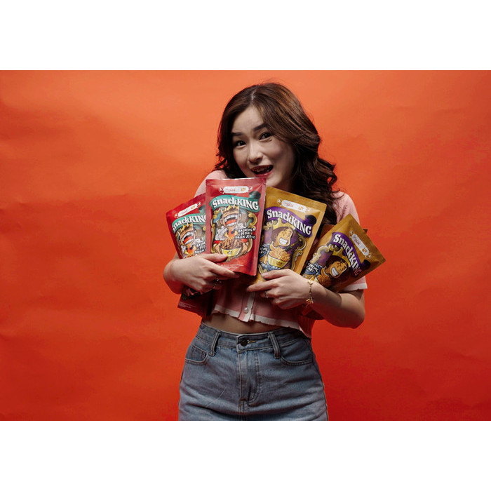 

RRQ x Rak Sebelah - RRQ SnackKing Basreng Pedas Daun Jeruk dan Kari Premium Chip Snack Cemilan Asin