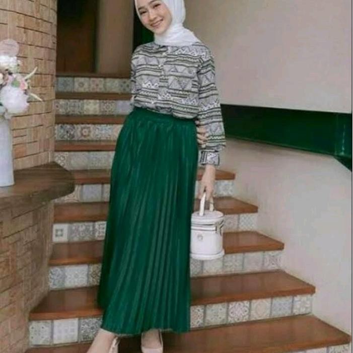 PREMIUM ROK PLISKET PREMIUM Evano rok wanita dewasa bahan tebal size jumbo A-Line Hitam Santai