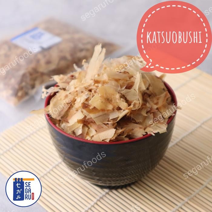 

JTTOP" KATSUOBUSHI BONITO FLAKES CAKALANG SERUT HALAL 50 GRAM