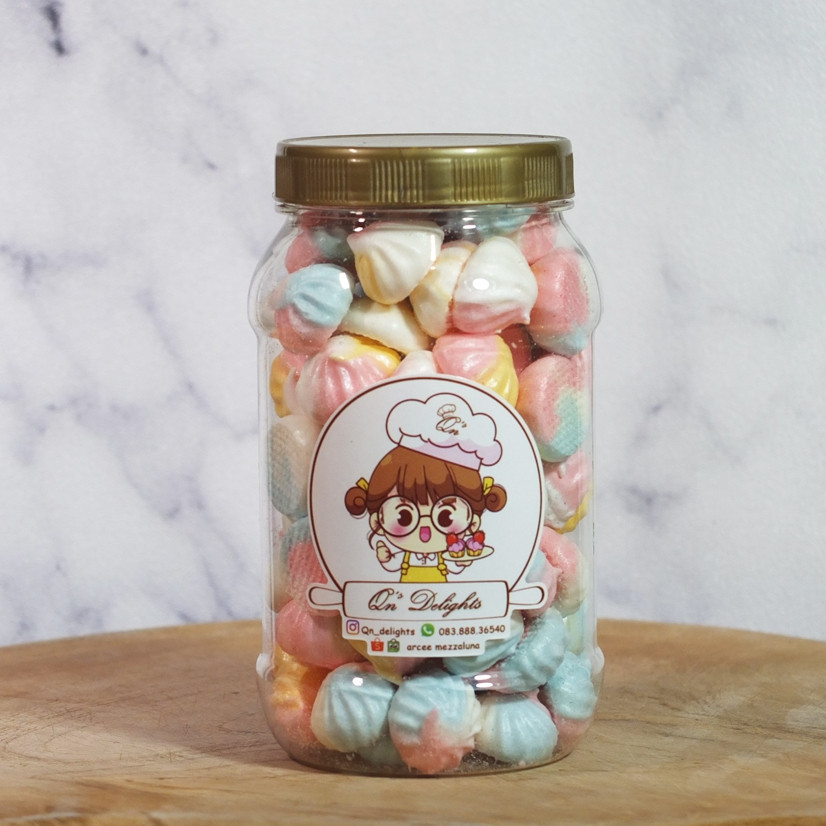 

Swiss Meringue Cookies Kue Busa toples 500ml By Qn's delights