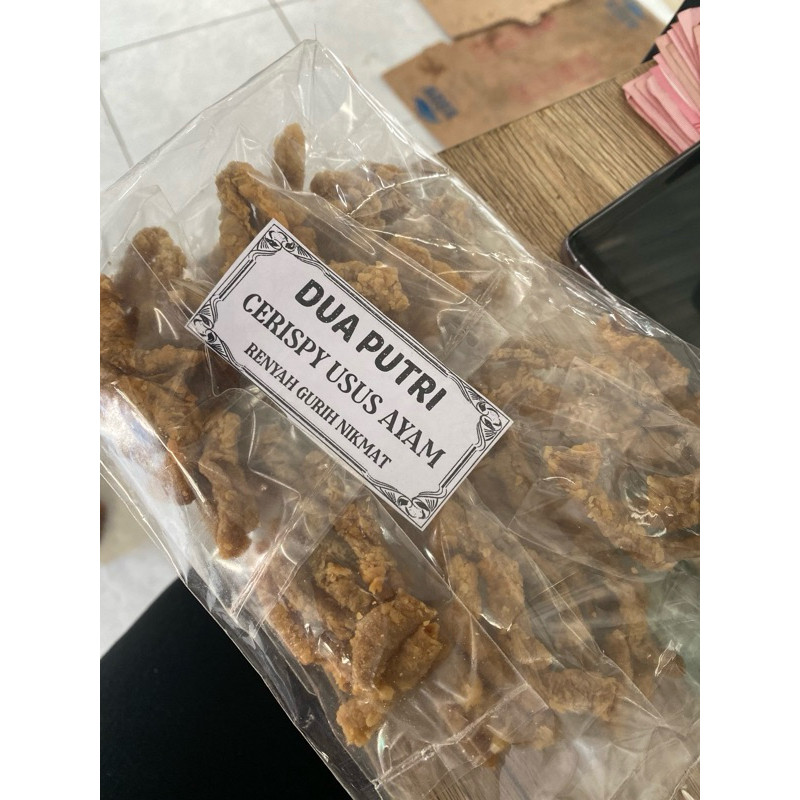 

Restokobar Keripik Usus Crispy Enak 1Pack 12S // Kerupuk Kulit Babi 1Pack 12Pcs