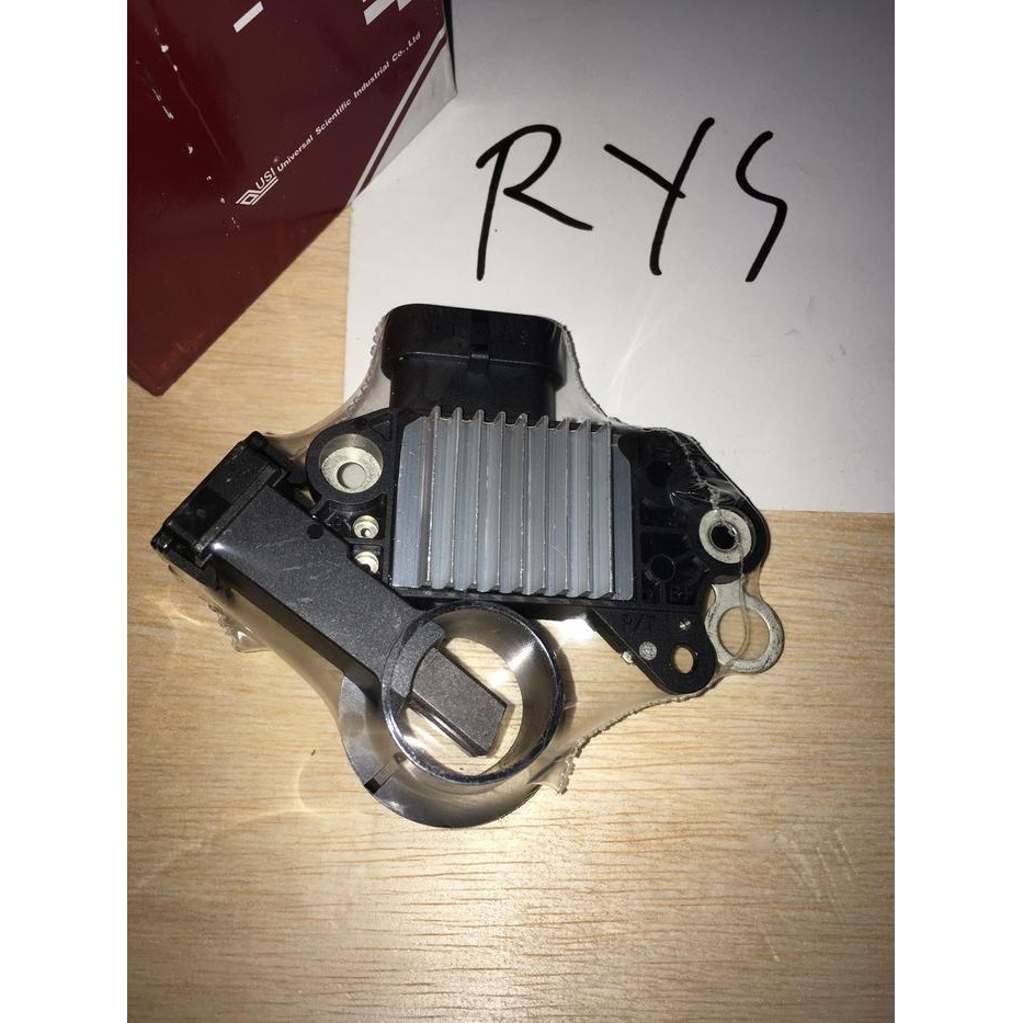 PREMIUM IC REGULATOR ALTERNATOR CAPTIVA SOKET 2