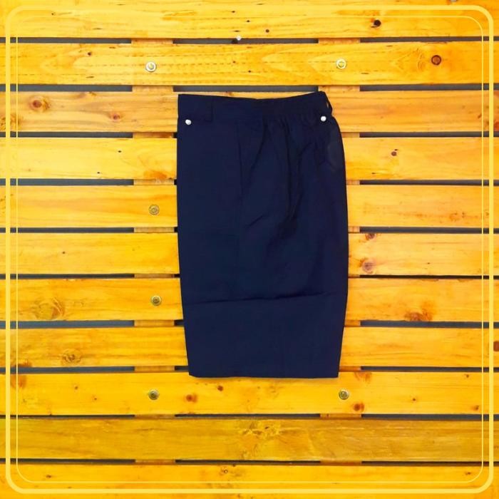 seragam celana sekolah smp pendek / swasta