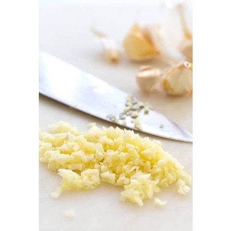 

Bawang Putih Cincang 250 gr (Minced Garlic) ready to cook