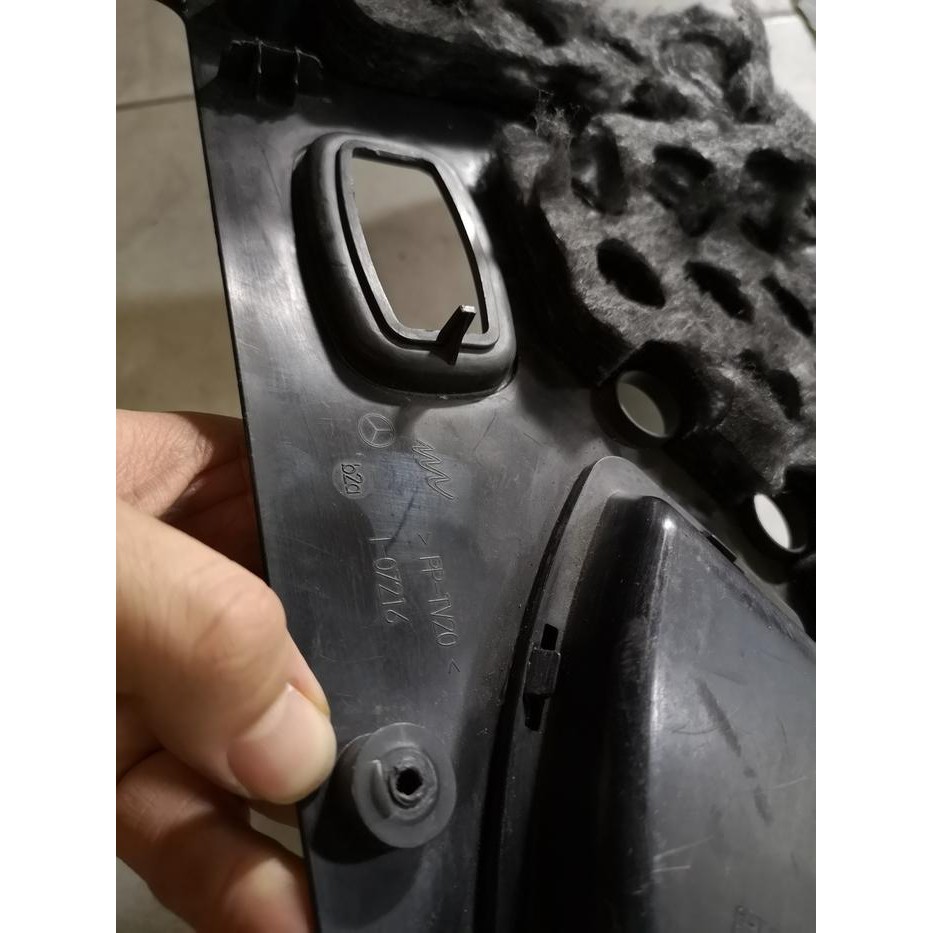 Lower Dashboard Passenger Trim Mercedes C-Class W204 A2046800382 Bekas