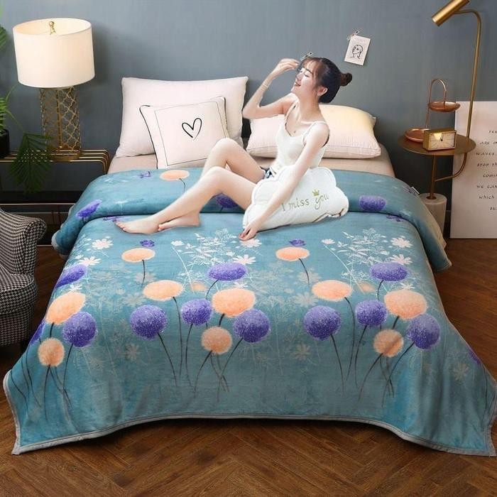 Selimut Bulu Super Tebal Ukuran KING 180x200 Motif Bunga List