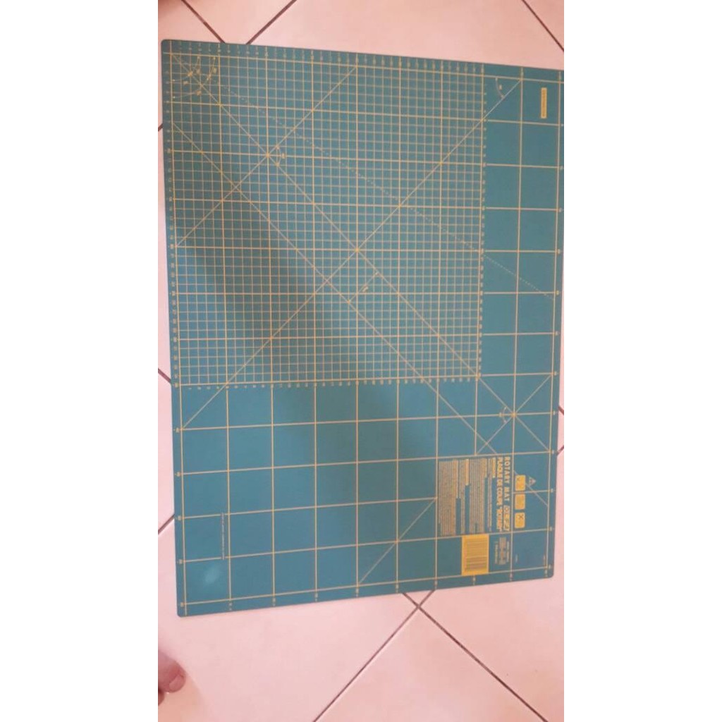 

OLFA CUTTING MATT RM-IC-S 24"X18