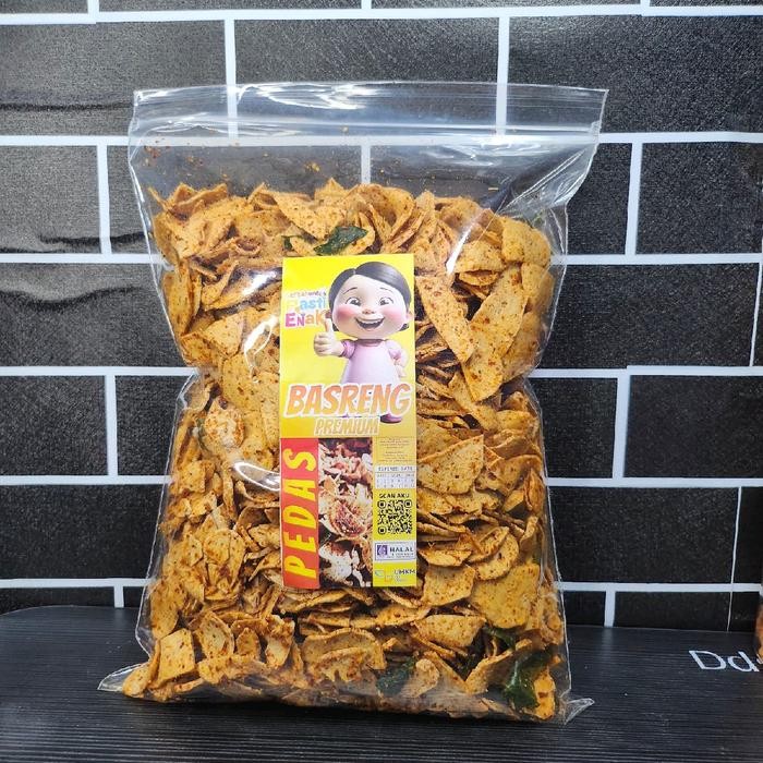 

Basreng Pipih 1kg Pedas Daun Jeruk Premium Garansi Rasa Pasti Enak dan Renyah - Snack & Food cemilan