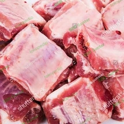 

SPARE PORK RIBS IGA MURNI BAKUT BABI BALI POTONG 5X5 CM TULANG MUDA