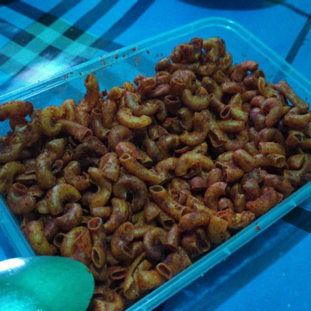 

Mamam_Asoy ,,Makaroni Goreng Bantet Alpo Rasa Pedas Asin