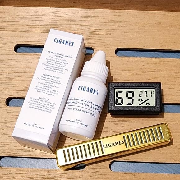 Terlaris Cigares Humidor Kit - Medium Length Rectangular Plastic Humidifier Bar For Humidor