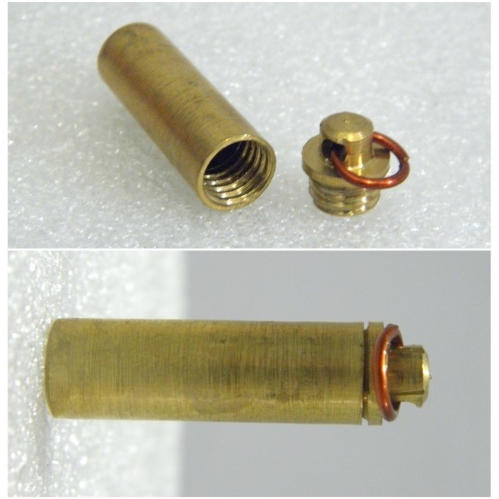 Liontin Botol / Tabung Mini / Kecil Kuningan