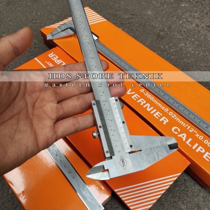 

Andrianbijaksana Sigmat Vernier Caliver Toki 6" 8" 12 Inch Sigmat Jangka Sorong Manua Sketmat