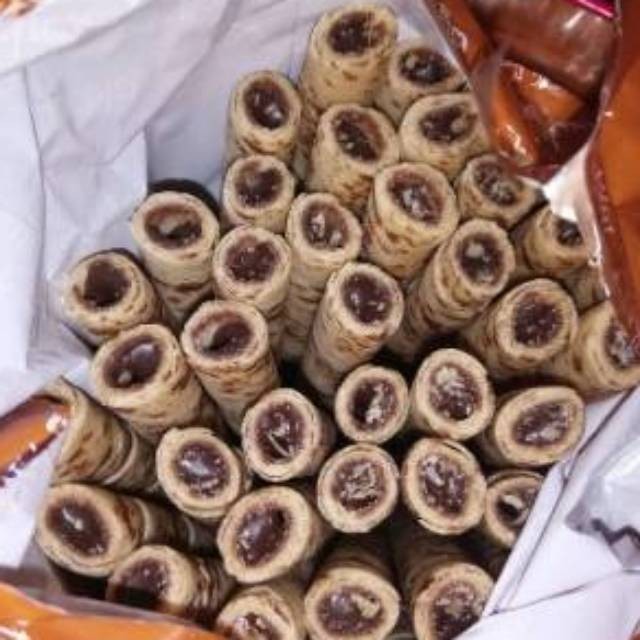 

Andrianbijaksana Rondoletti Astor Kirim Ke Seluruh Indonesia Wafer Roll 400Gr