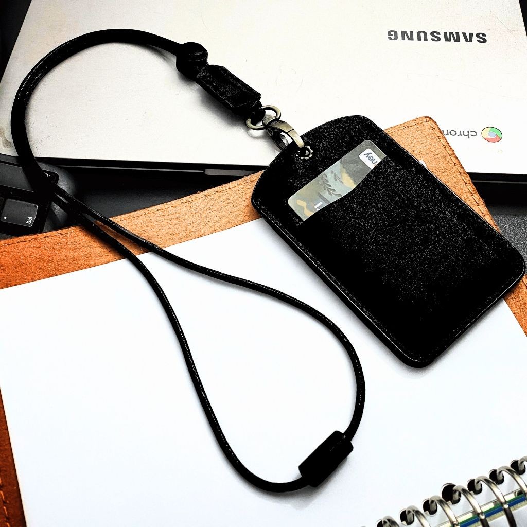 

Id Card Kulit Lanyard Id Alfino model terbaru dengan lanyard tali paracode