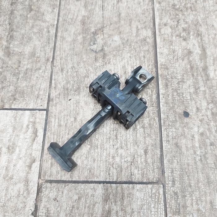 Door Brake Belakang Original Bmw E90 E91 Laik Pakai