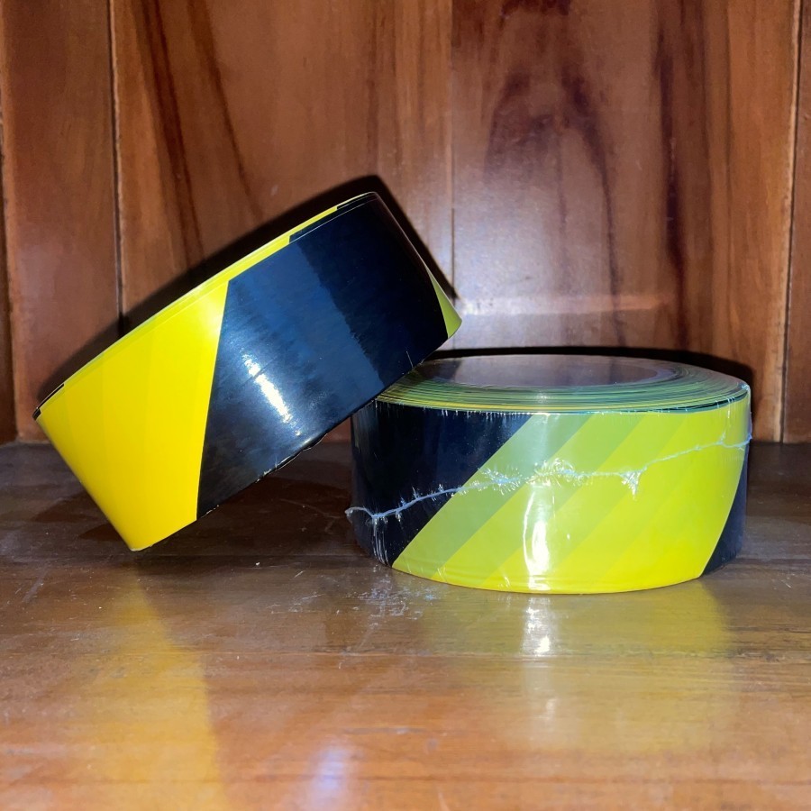 

Police Line Kuning Hitam / Garis Polisi 2 Inchi x 300 Meter