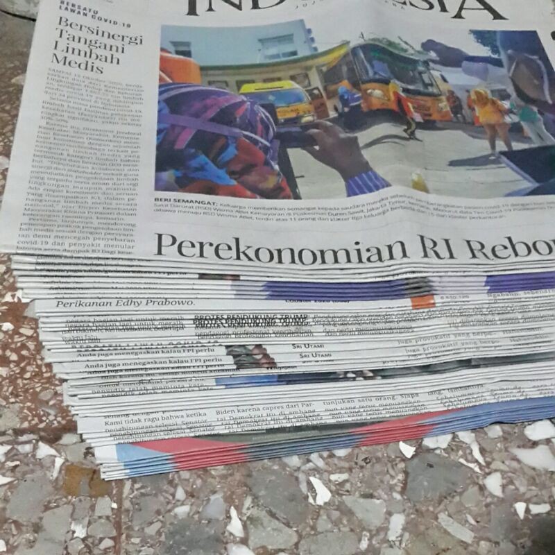 

koran bekas sisa penjualan , per kilogram , rapi