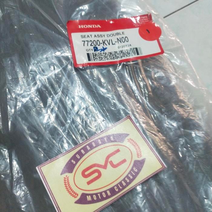 77200-KVL-N00 JOK SADEL SEAT ASSY SUPRA X 125 KARBU ORI AHM
