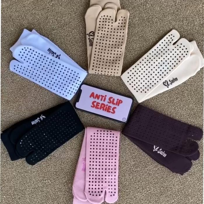 Kaos Kaki Sashee Jempol Anti Slip Nylon Spandek Perlengkapan Haji Umroh Wanita Muslimah Kaus Kaki