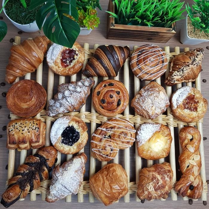 

JTTOP" MINI CROISSANT - PAIN AU CHOCOLAT