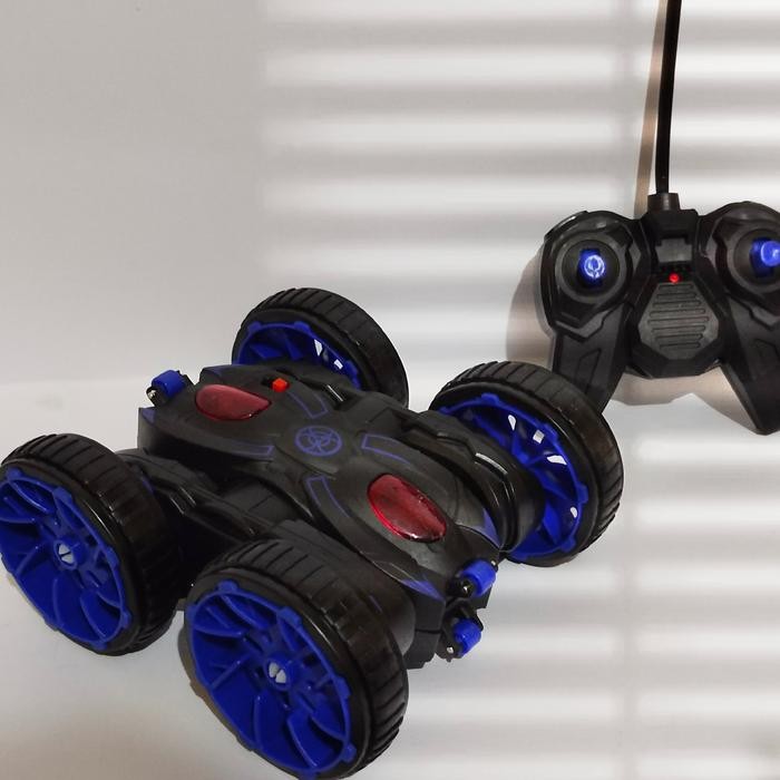 Mainan Anak Laki-Laki Mobil Remot/Mobilan Remot Stunt Car