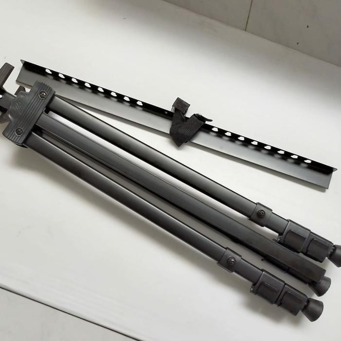 

Art - Tripod Tripot Stand Standing Lukisan Papan Tulis Foto Wedding