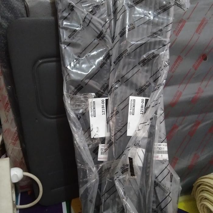Karpet Karet Tangga Belakang Toyota Kijang Super Grand Jaminan Original Part