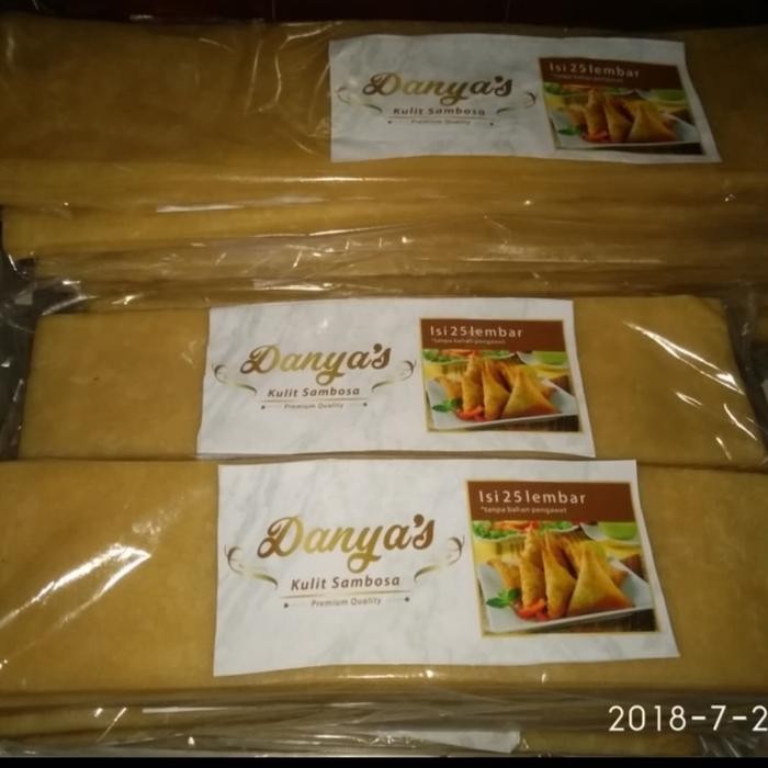 

KULIT SAMBOSA / SAMOSA SEDANG 28 cm X 7.8 cm isi 25 lembar