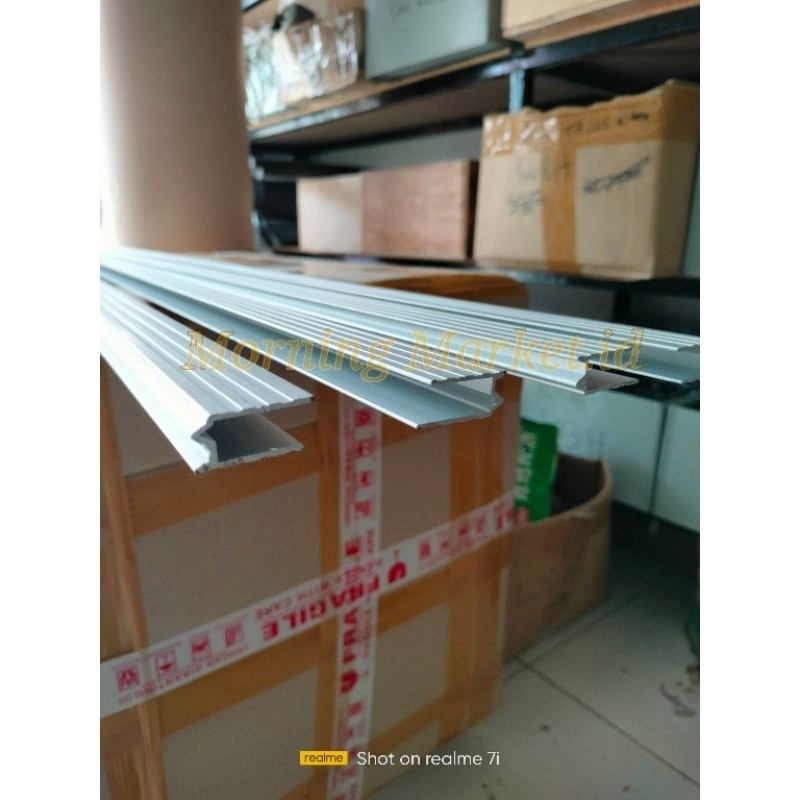 RB2233 LIST ALUMUNIUM M/U 150cm,LIST PROFIL U/LIST HARDCASE