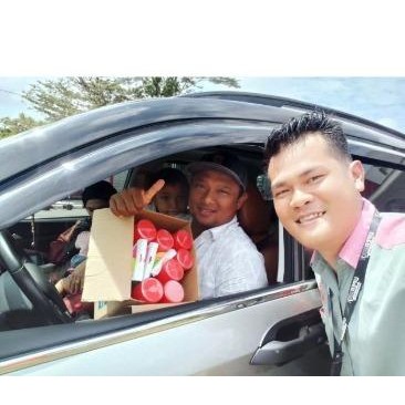 MULTIPURPOSE UPERWAX Wash & Wax - Pembersih Exterior dan Interior Mobil Motor