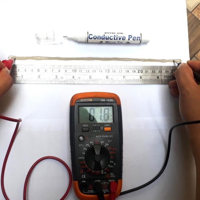 

Silver Conductive Pen / Iron pen ,Penyambung Jalur PCB
