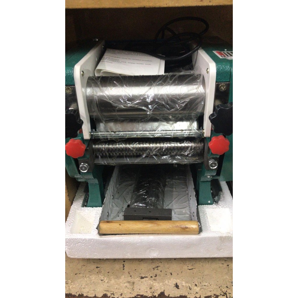 MESIN UNTUK PRODUKSI MIE DAN MOLEN BUATAN CINA